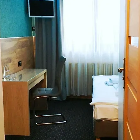 A&P Motel Mikolów Exteriér fotografie